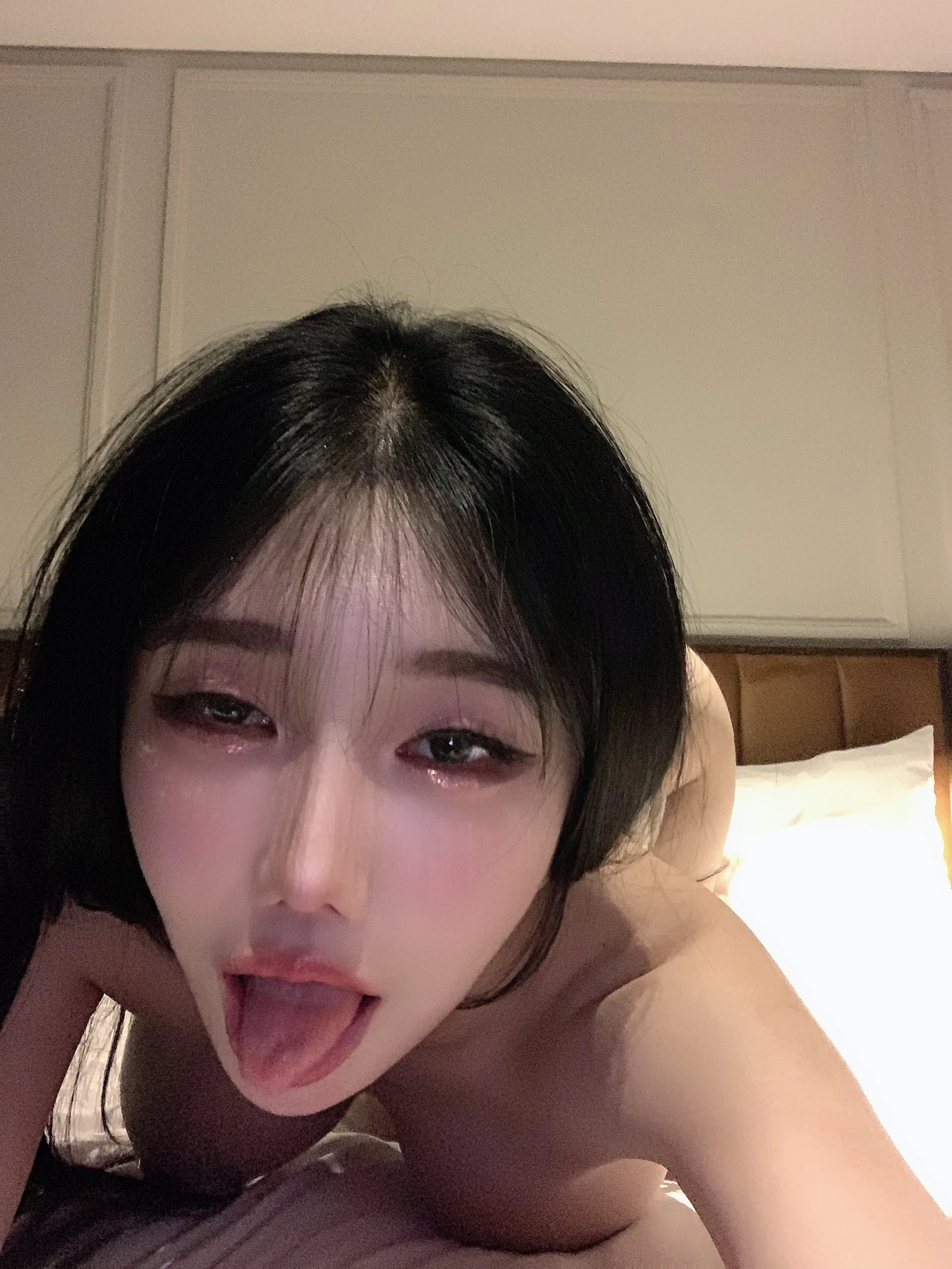 Yunjin 챌이, Moon Night Snap Photobook 「Your Yunjin」