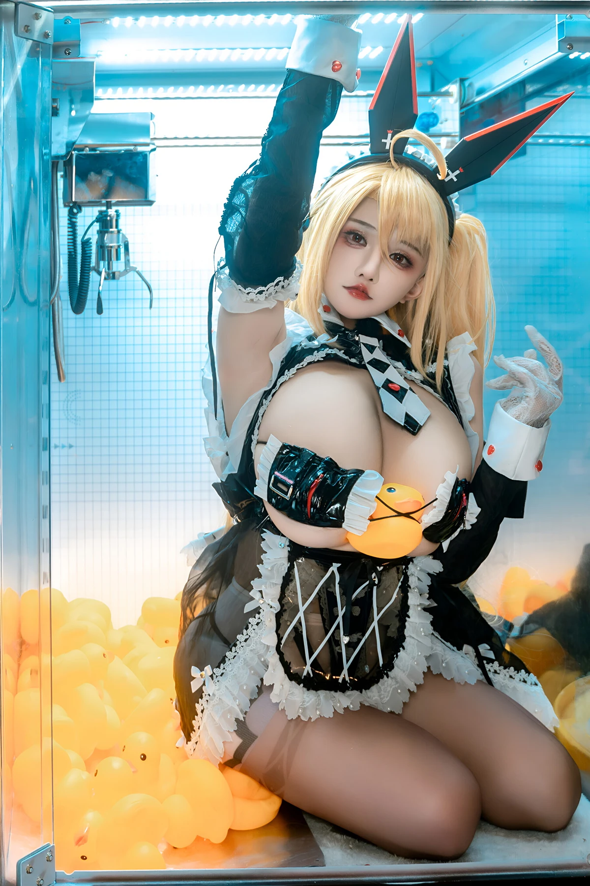 Cosplay 虎牙古阿扎 – 交错战线 咎瓦尤斯女佣