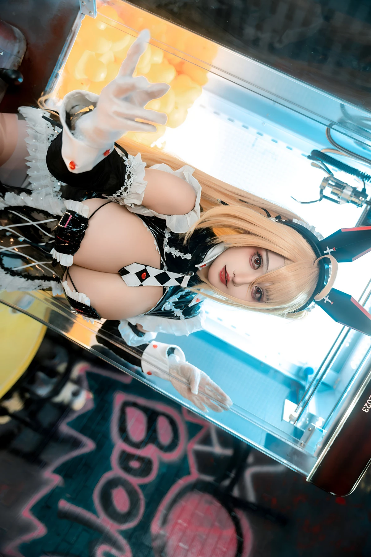 Cosplay 虎牙古阿扎 – 交错战线 咎瓦尤斯女佣