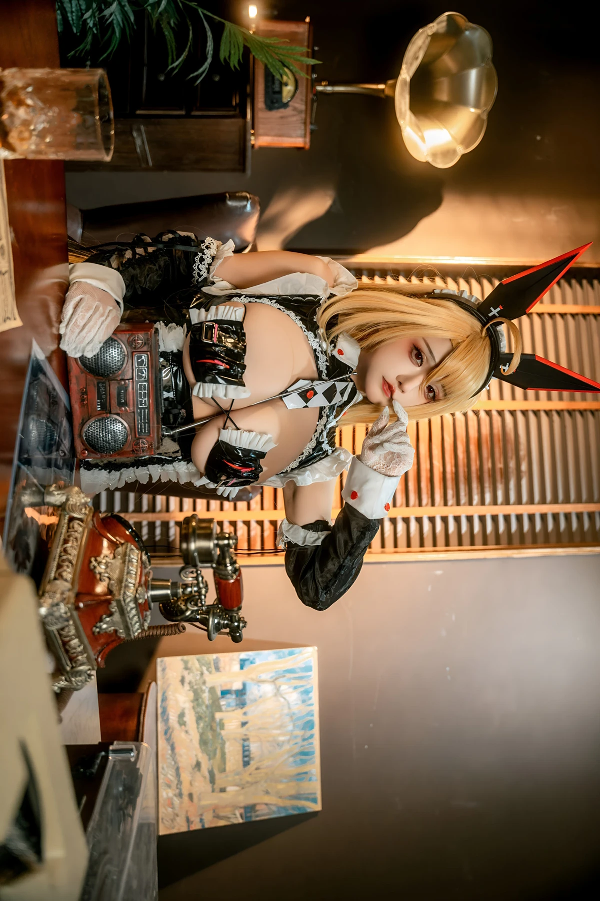 Cosplay 虎牙古阿扎 – 交错战线 咎瓦尤斯女佣