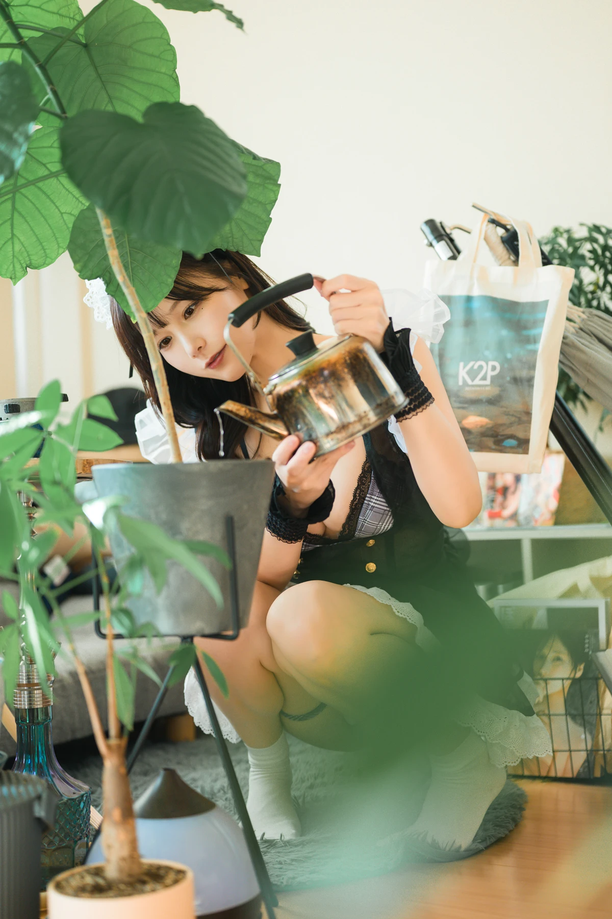 Kenken けんけん, 写真集 「推し型メイドロイドとしたいこと」 Set.02
