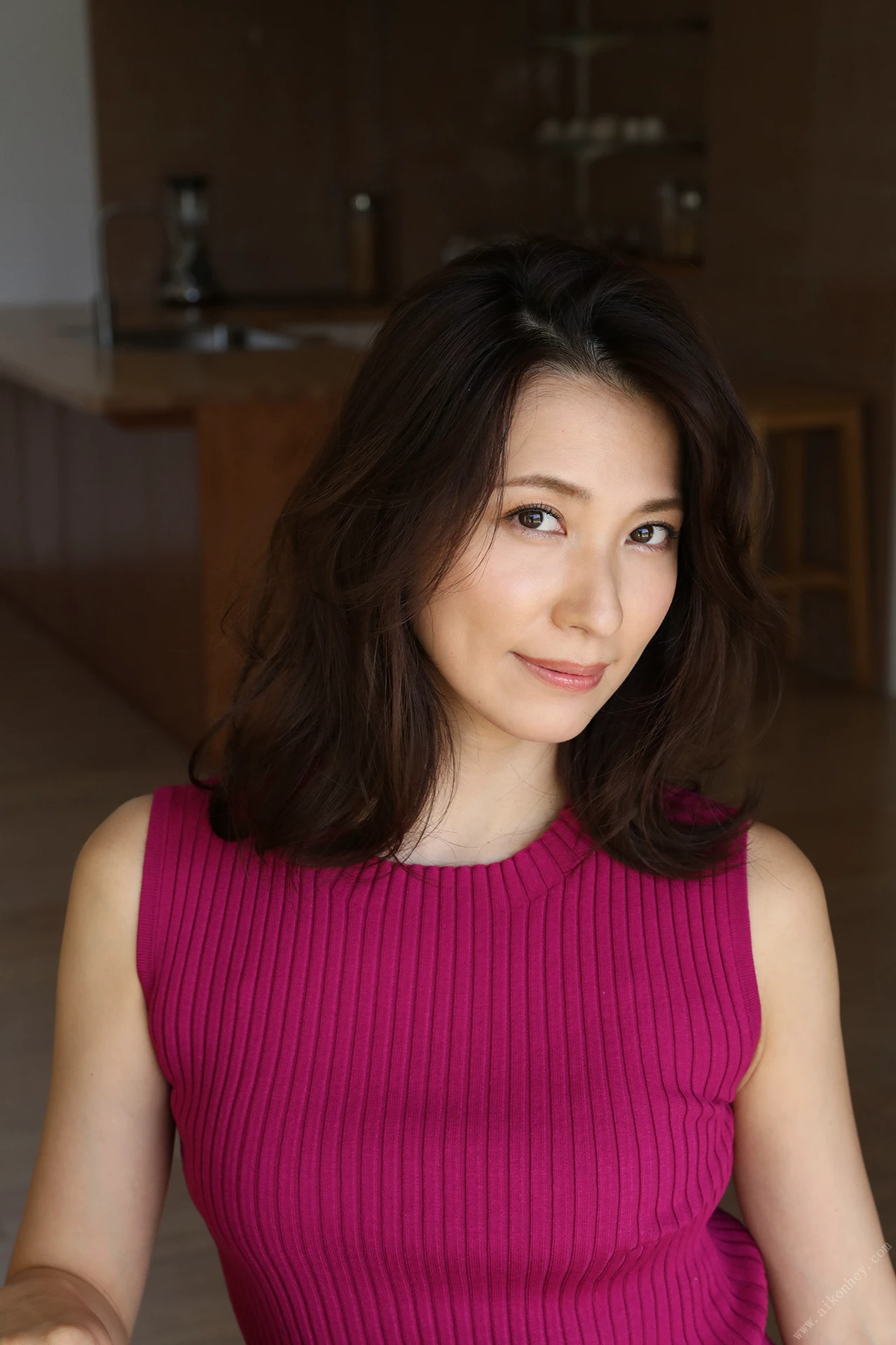Rei Toda 戸田れい, 週刊ポストデジタル写真集 「夢なら醒めないで」 Set.01