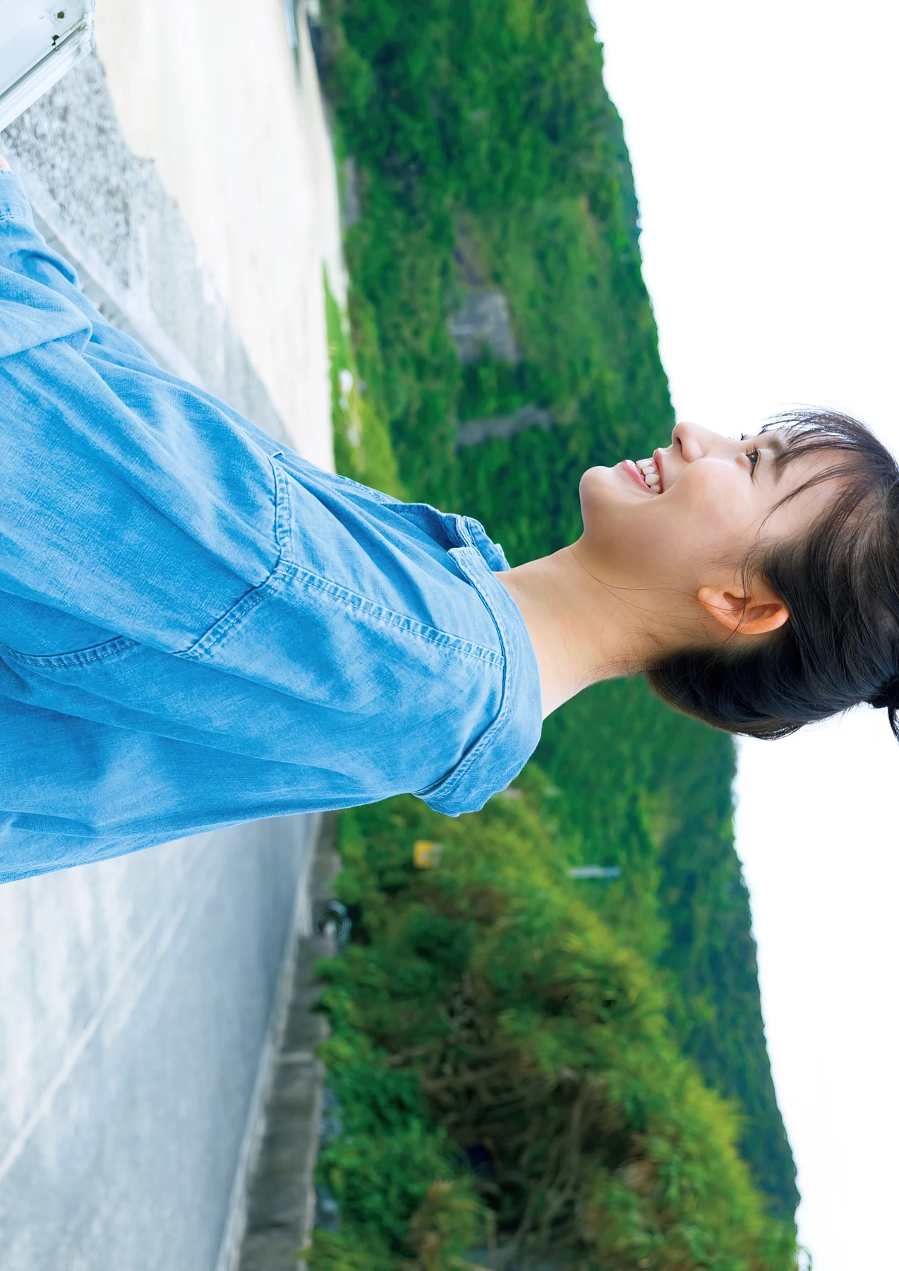 Nene Shida 志田音々, ファースト写真集 『ｎｅｎｅ－まるっとぜんぶ－』 Set.02