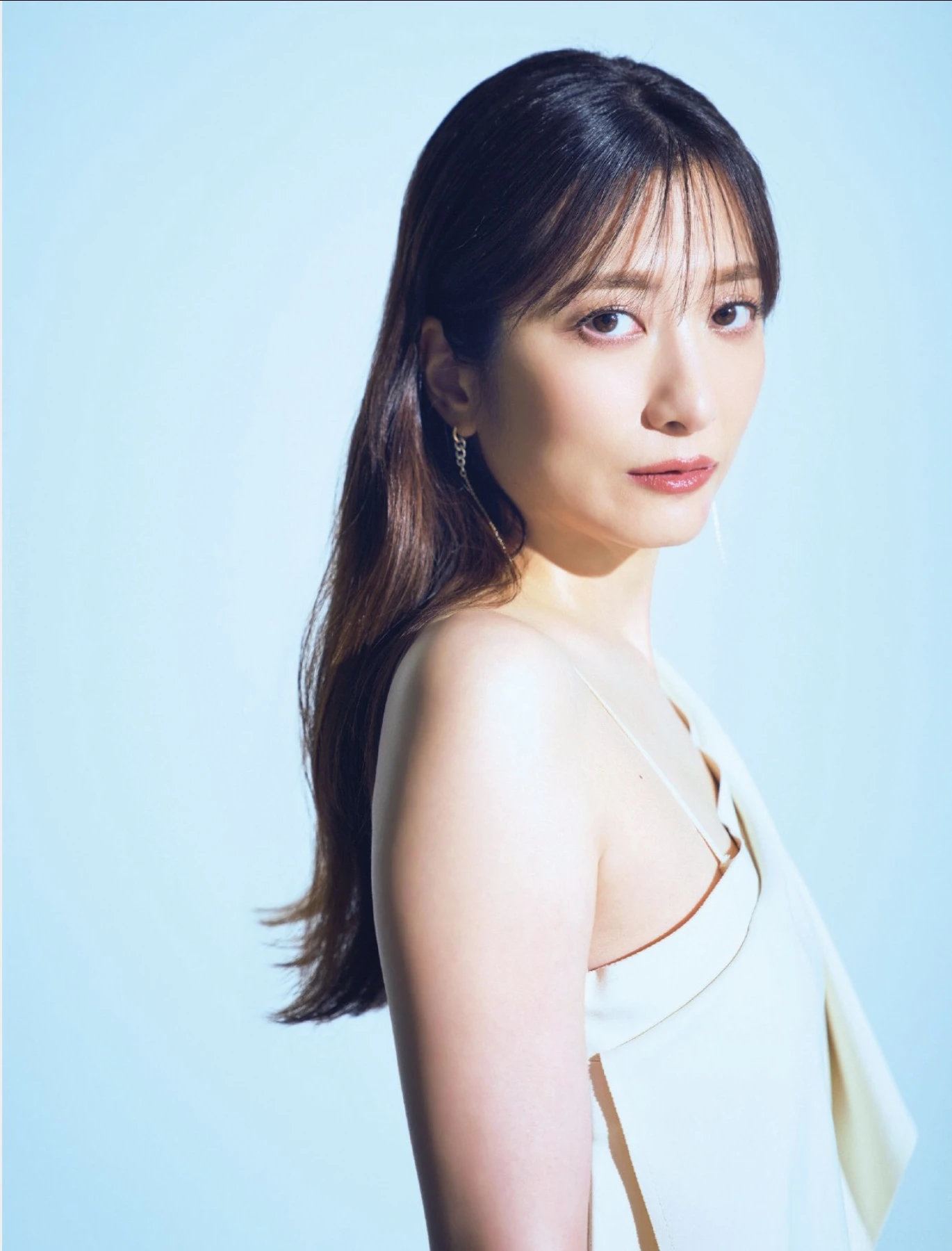 Rina Sasazaki 笹崎里菜, FLASH 2025.12.30 (フラッシュ 2025年12月30日号)