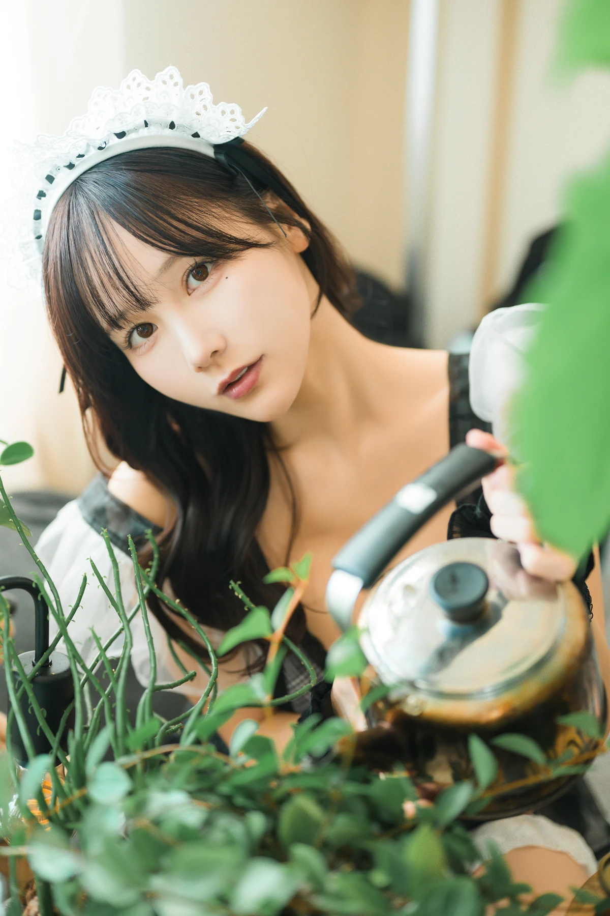 Kenken けんけん, 写真集 「推し型メイドロイドとしたいこと」 Set.02