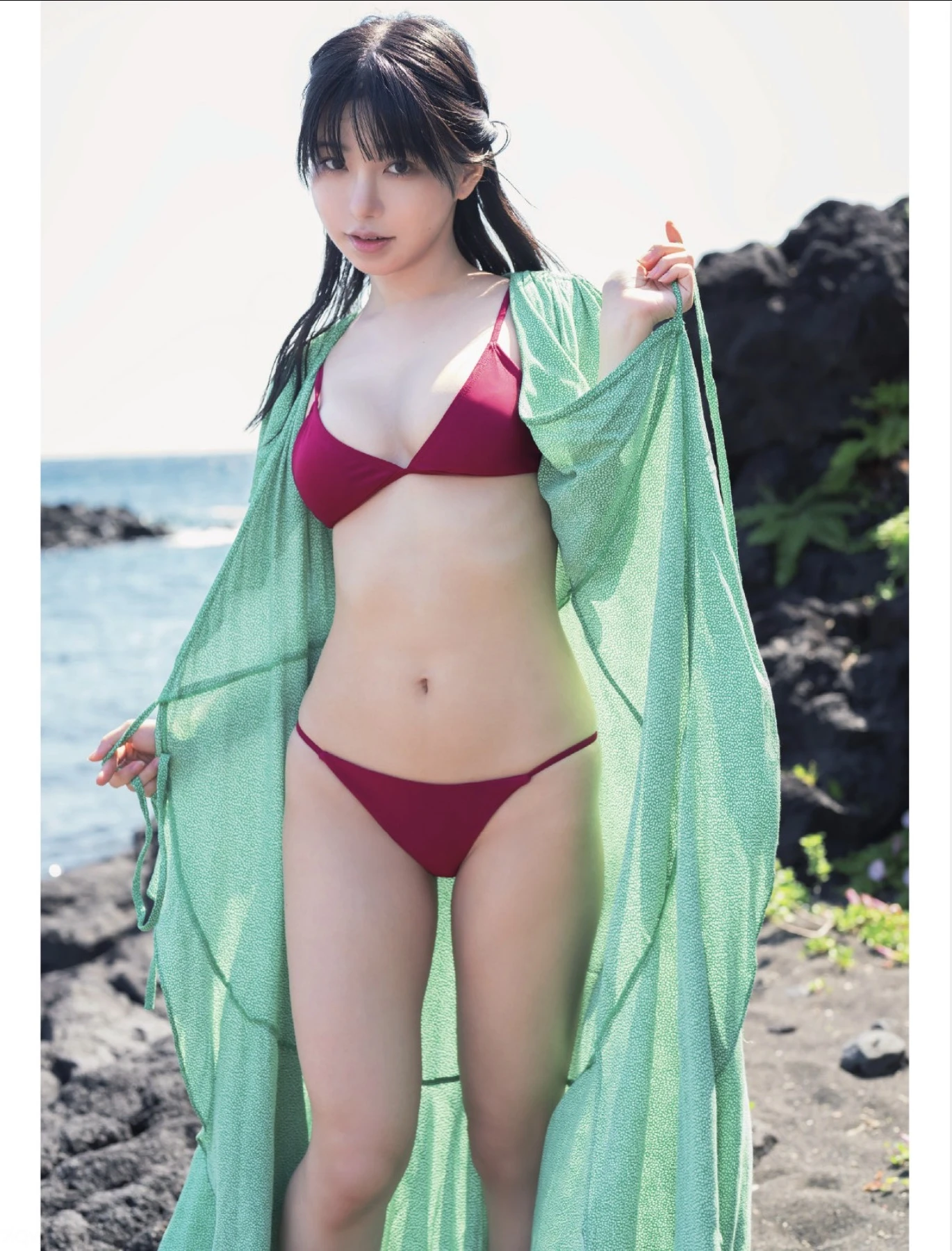 Ami Honami 穂波あみ, FLASH 2025.12.30 (フラッシュ 2025年12月30日号)