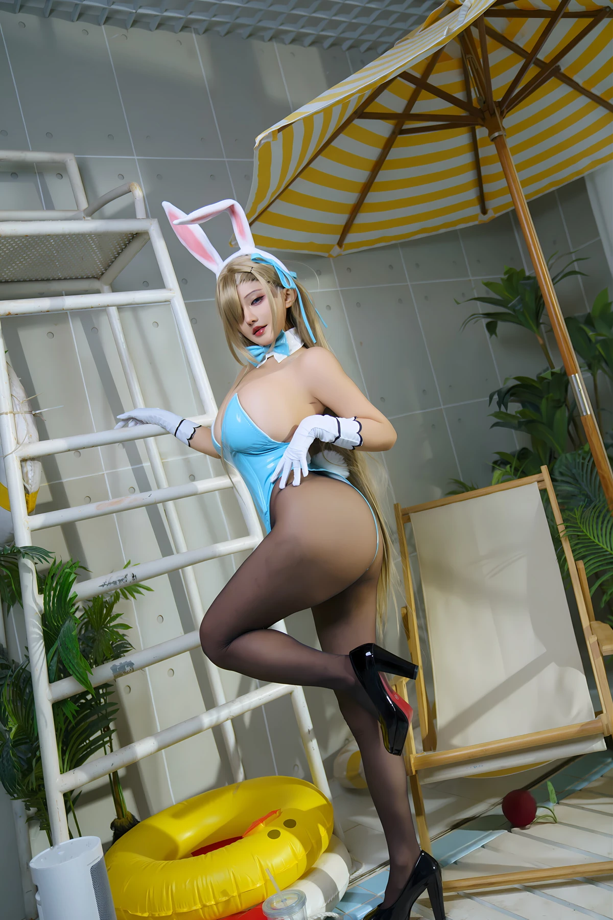 Cosplay 虎牙古阿扎 – 明日奈兔女郎