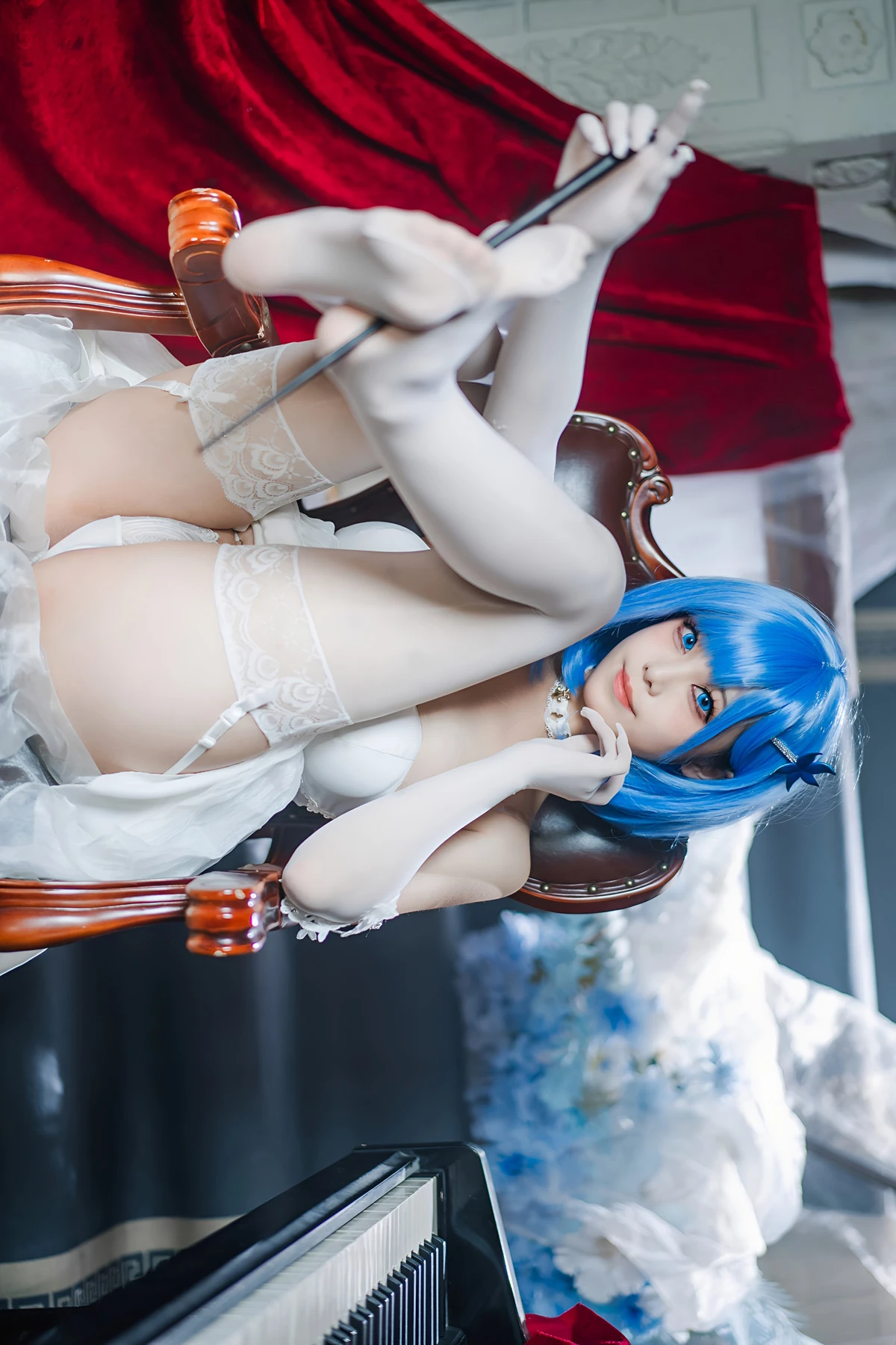 Cosplay 蜜汁猫裘Mizhimaoqiu – 碧蓝航线 恰巴耶夫白骑兵 Set.02