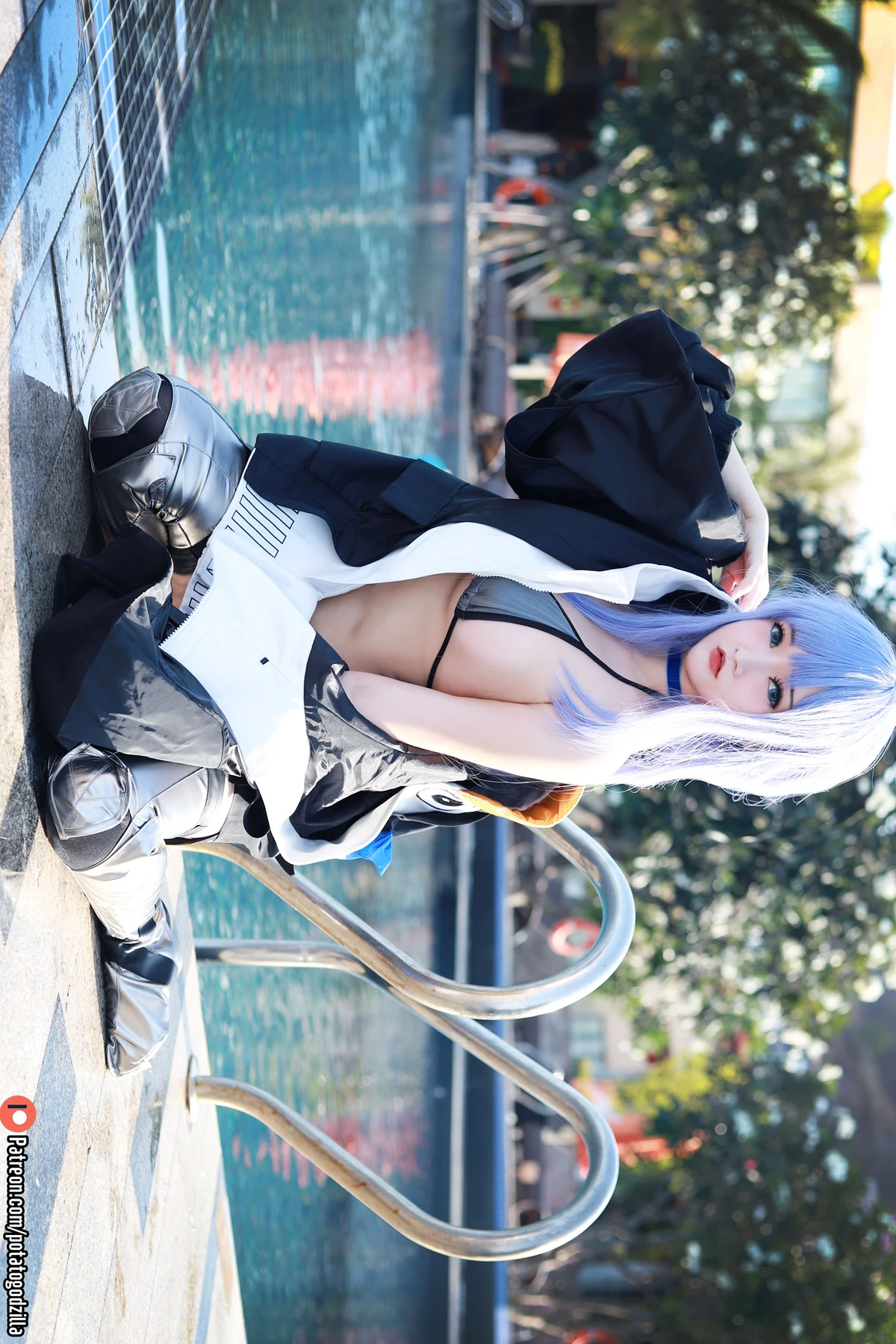 Cosplay Potato Godzilla – 泳装 Meltryllis