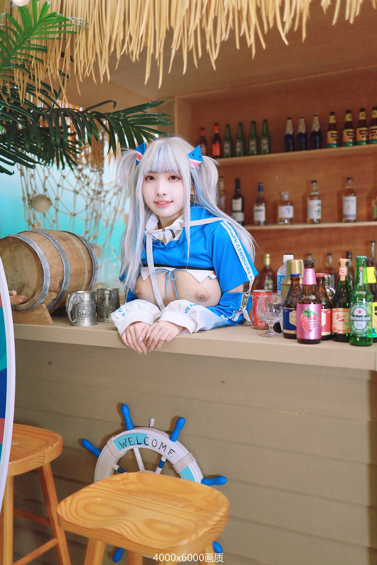 Cosplay 慕慕Momo – 鲨鱼工作服 Gura
