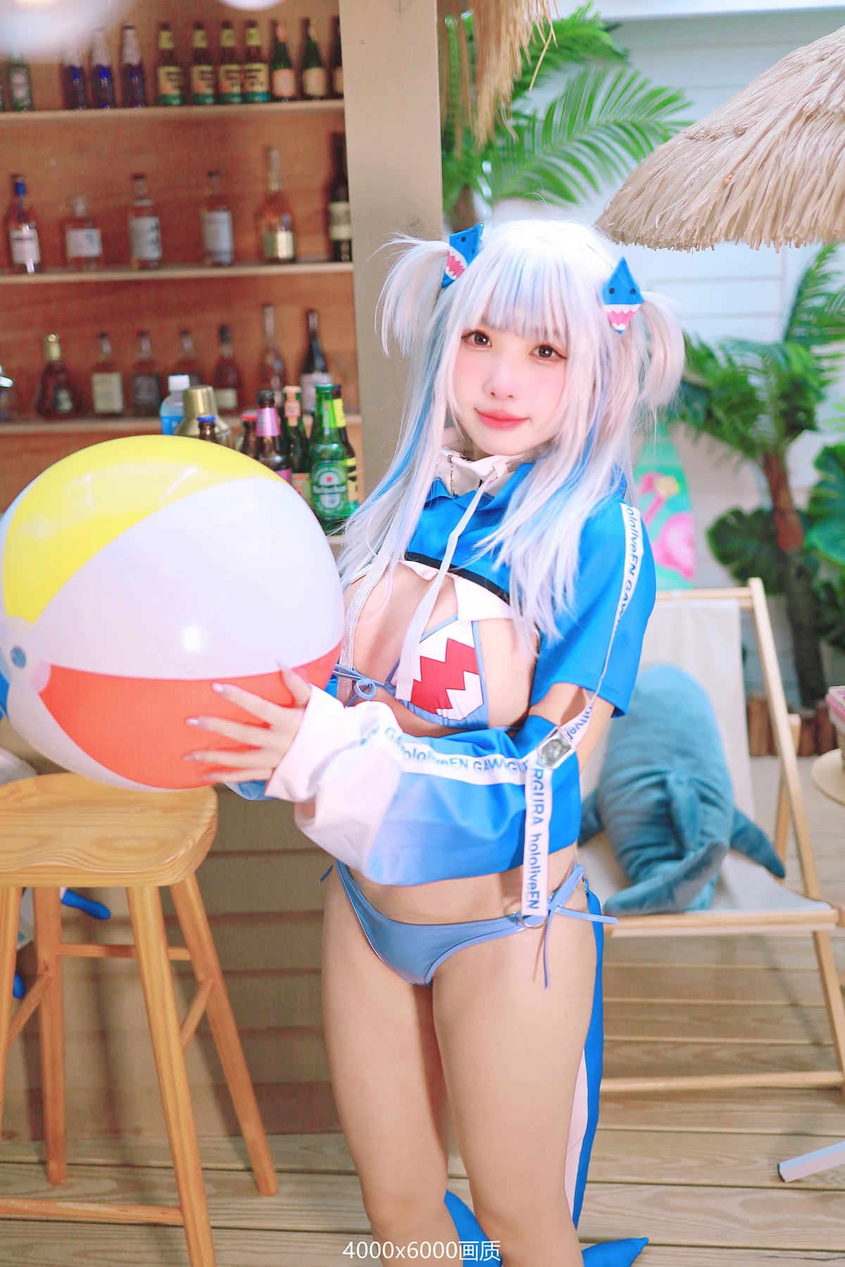 Cosplay 慕慕Momo – 鲨鱼工作服 Gura