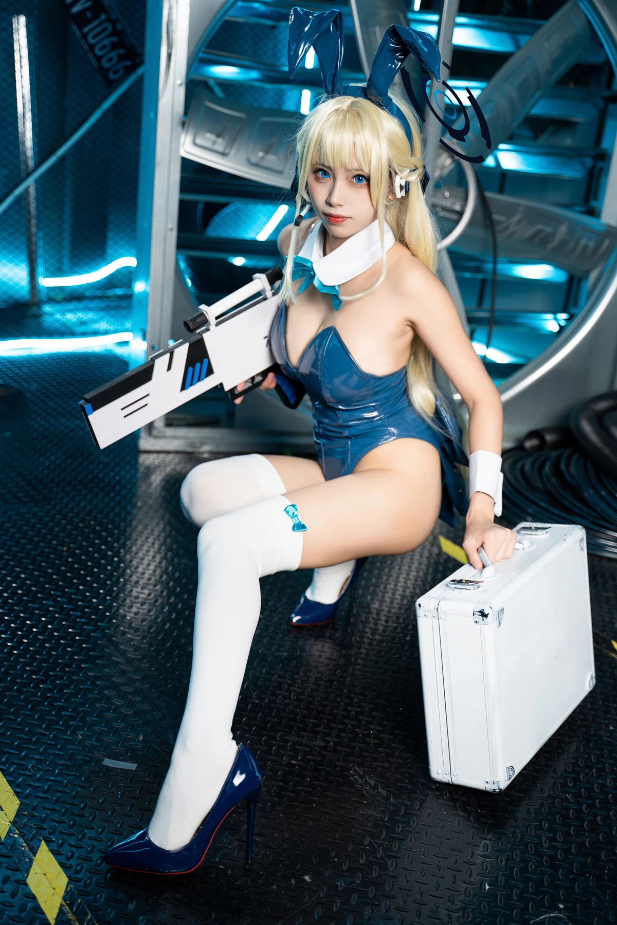 Cosplay 三無人型 – 蔚蓝档案 飞鸟马时兔女郎