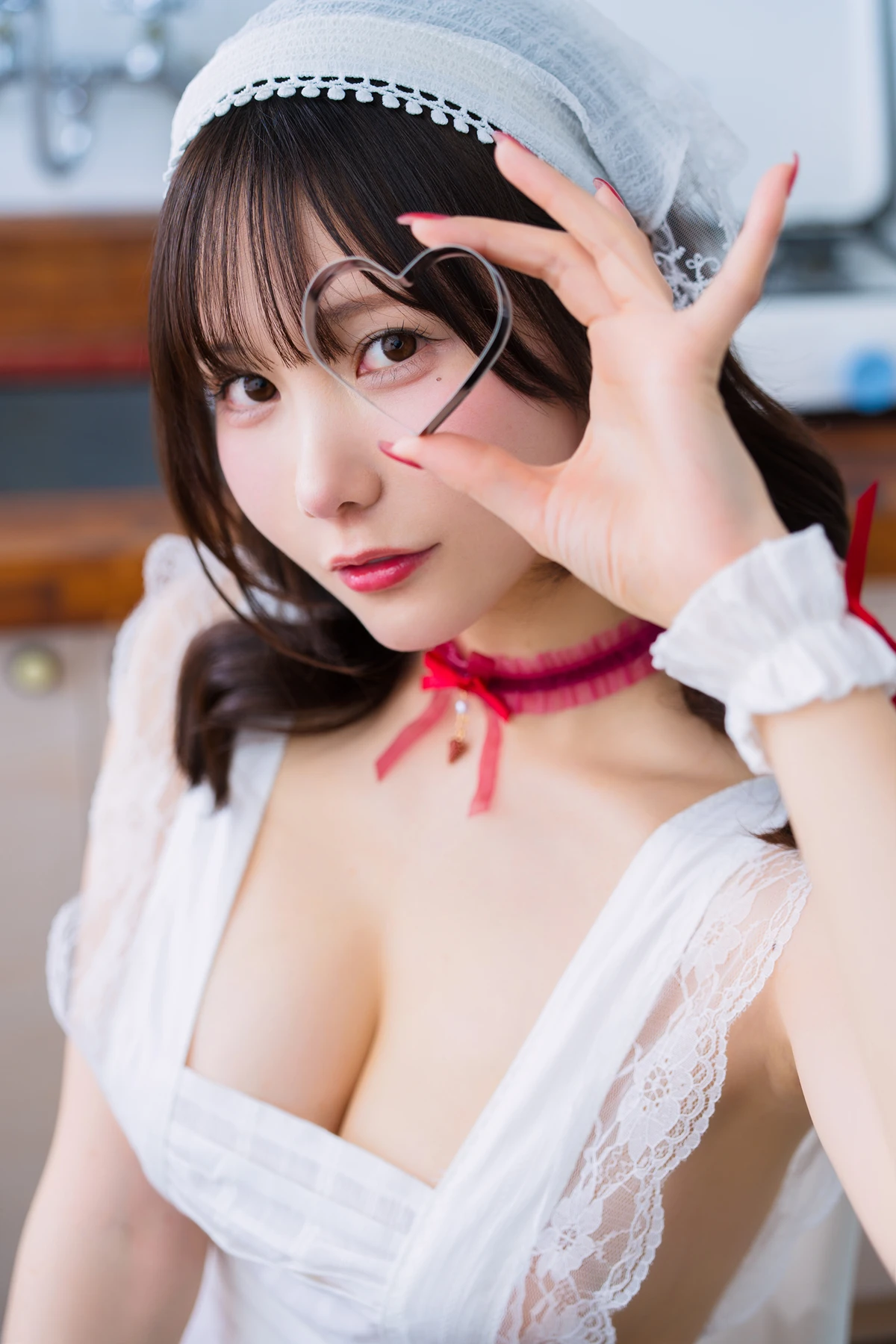 Kenken けんけん, 誕生日記念DL写真集 「Eat me!」 Set.01