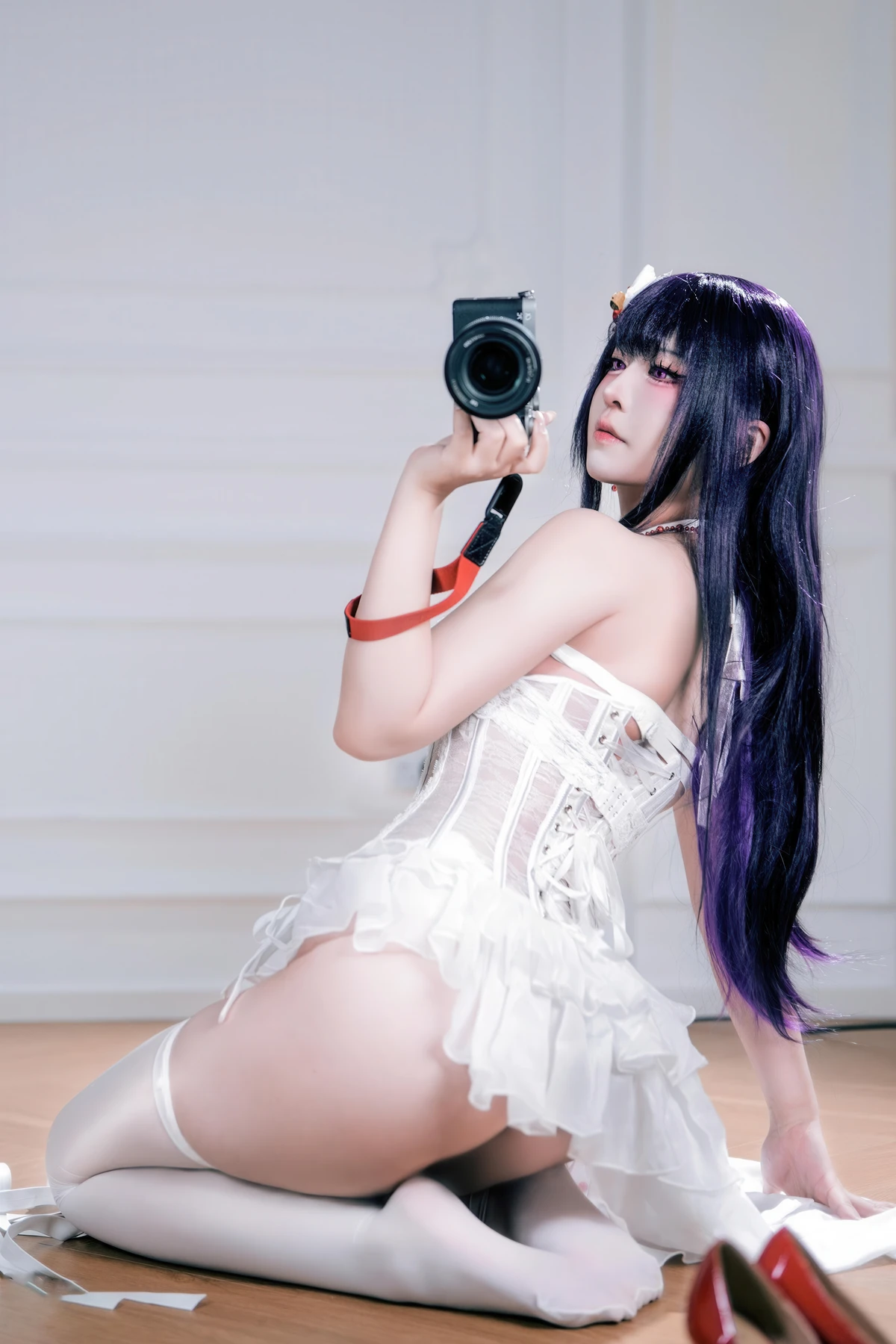 Cosplay 半半子Banbanko – Nikke胜利校花 米哈拉 羁绊锁链