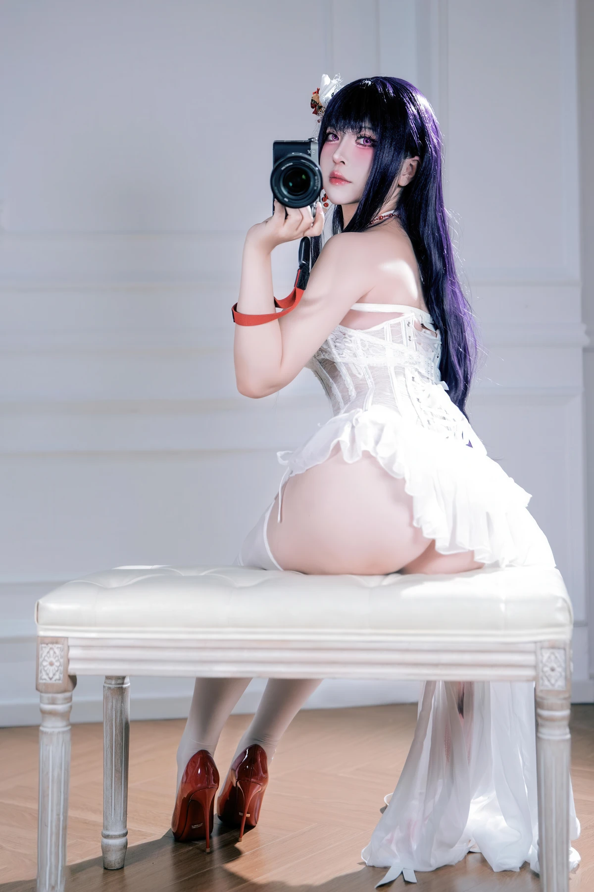 Cosplay 半半子Banbanko – Nikke胜利校花 米哈拉 羁绊锁链