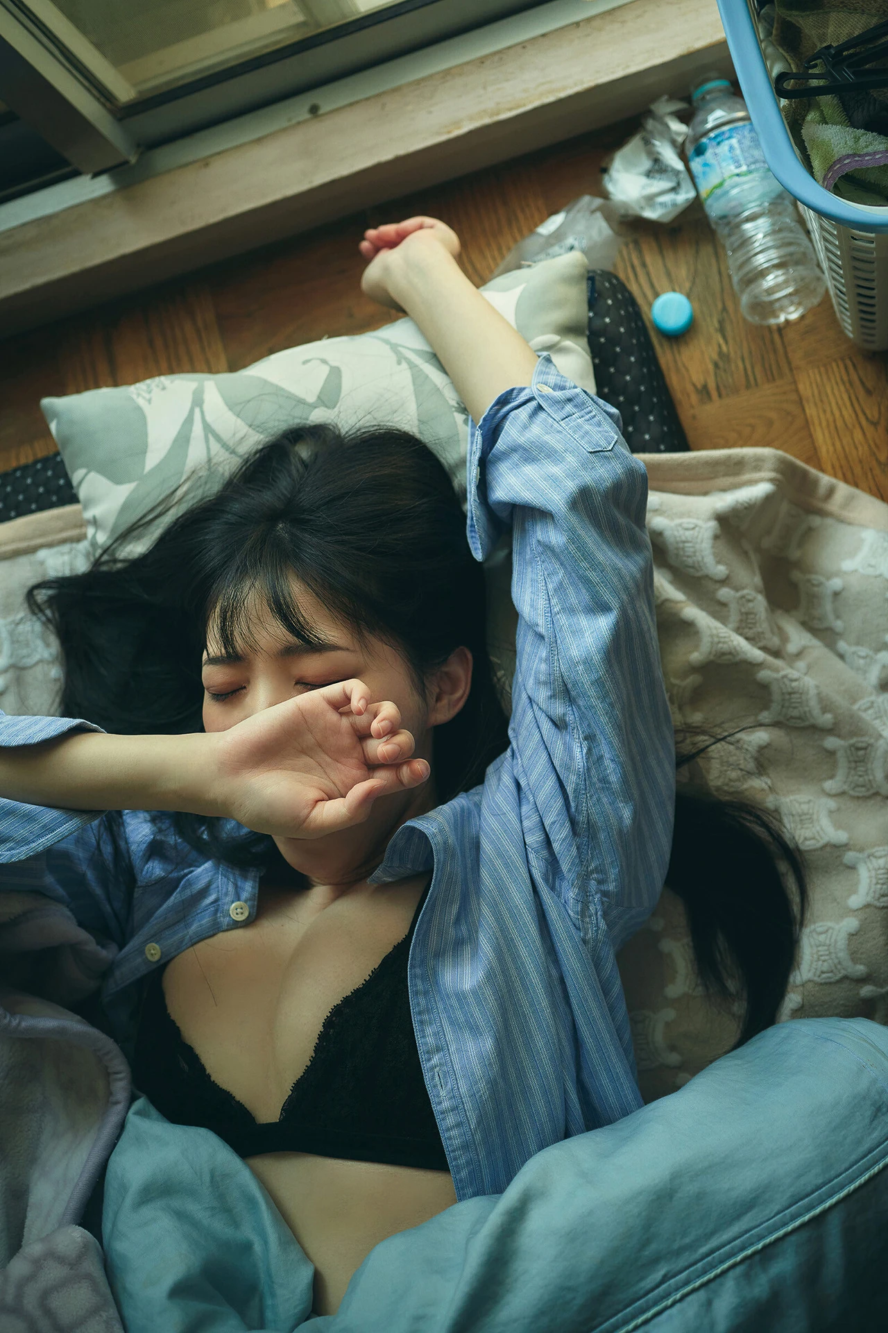Rui Shido 紫藤るい, デジタル写真集 「Real≧Unreal ―リアルとアンリアル―」 Set.01