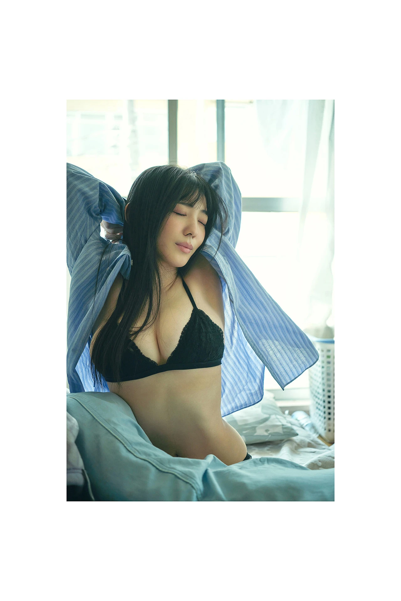 Rui Shido 紫藤るい, デジタル写真集 「Real≧Unreal ―リアルとアンリアル―」 Set.01