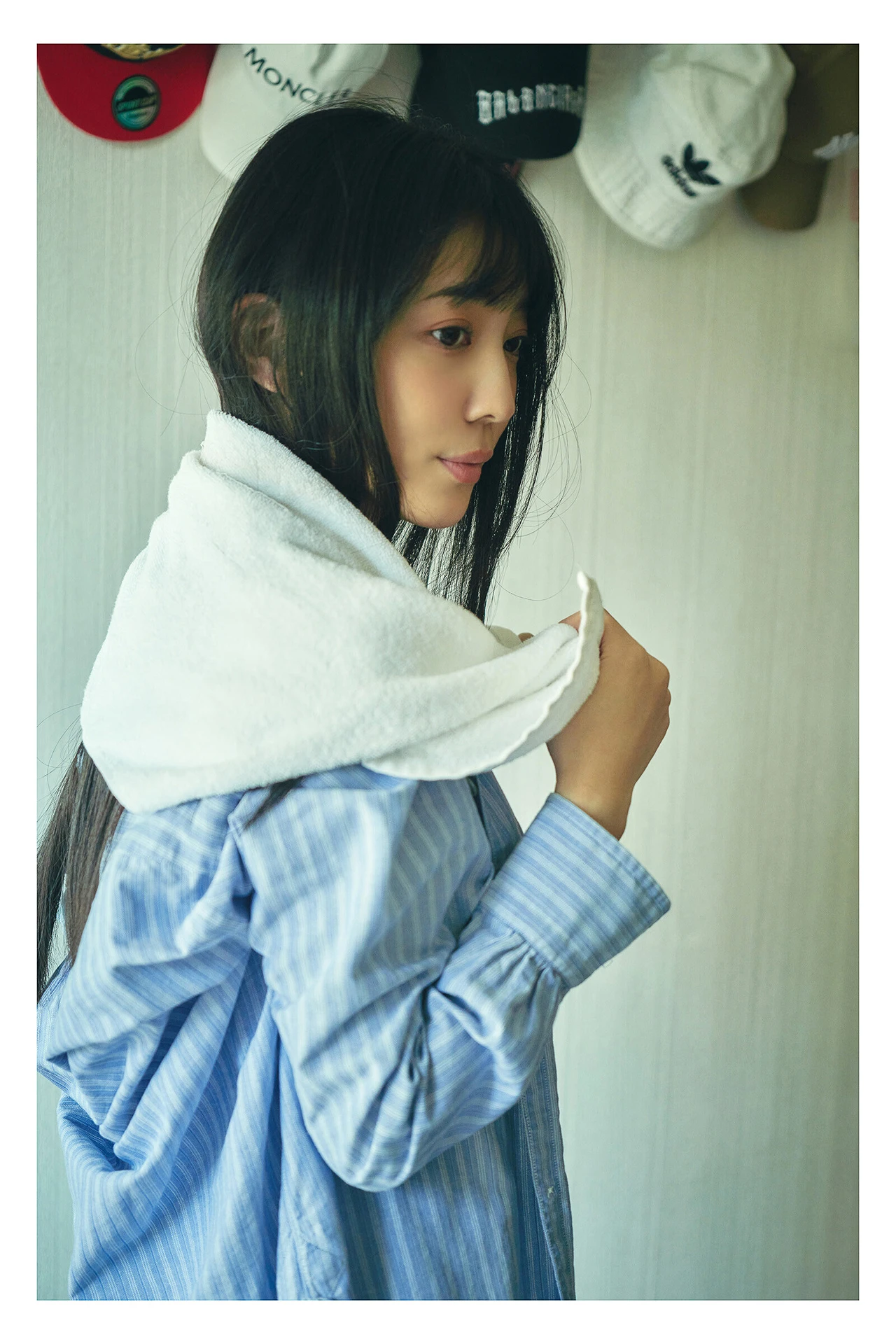 Rui Shido 紫藤るい, デジタル写真集 「Real≧Unreal ―リアルとアンリアル―」 Set.01