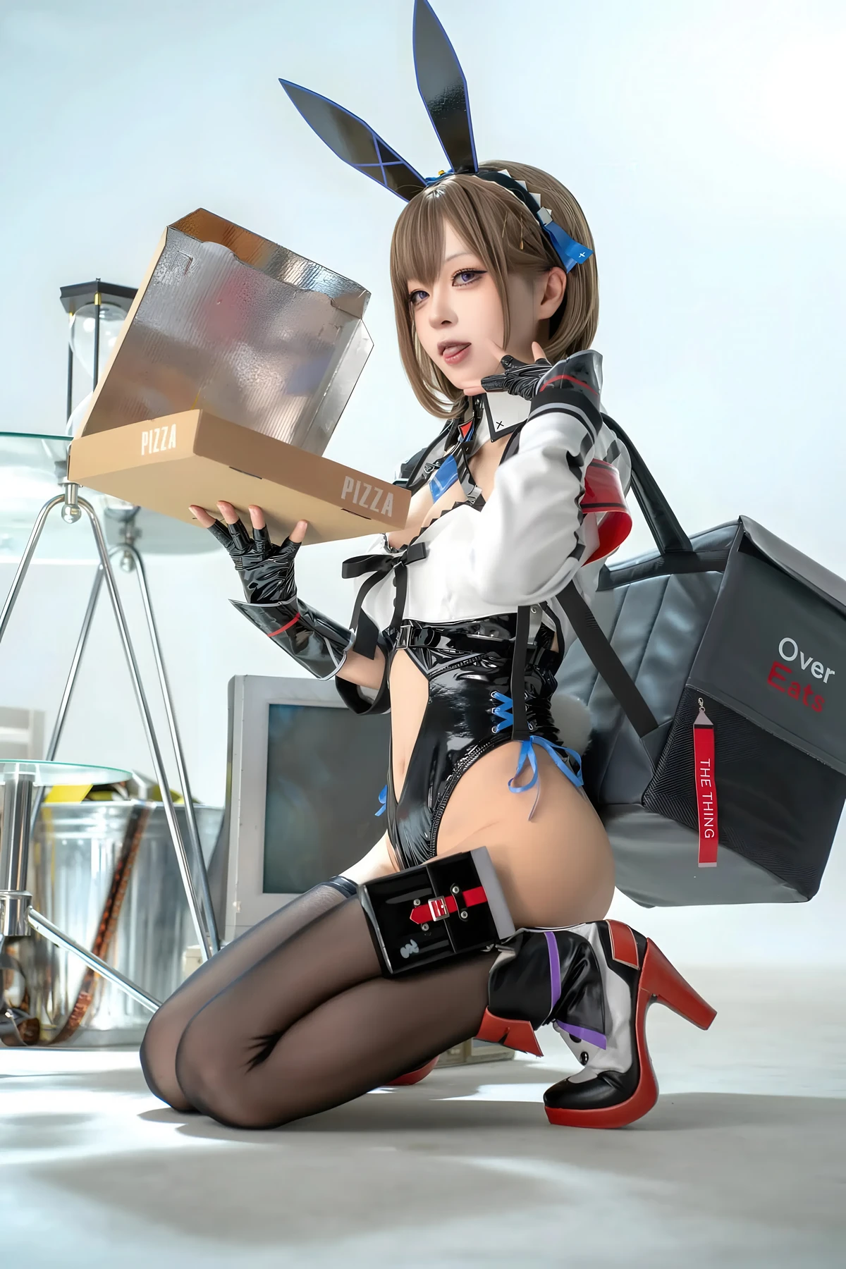 Cosplay 矢量鱼 – 外卖兔女郎 小葵