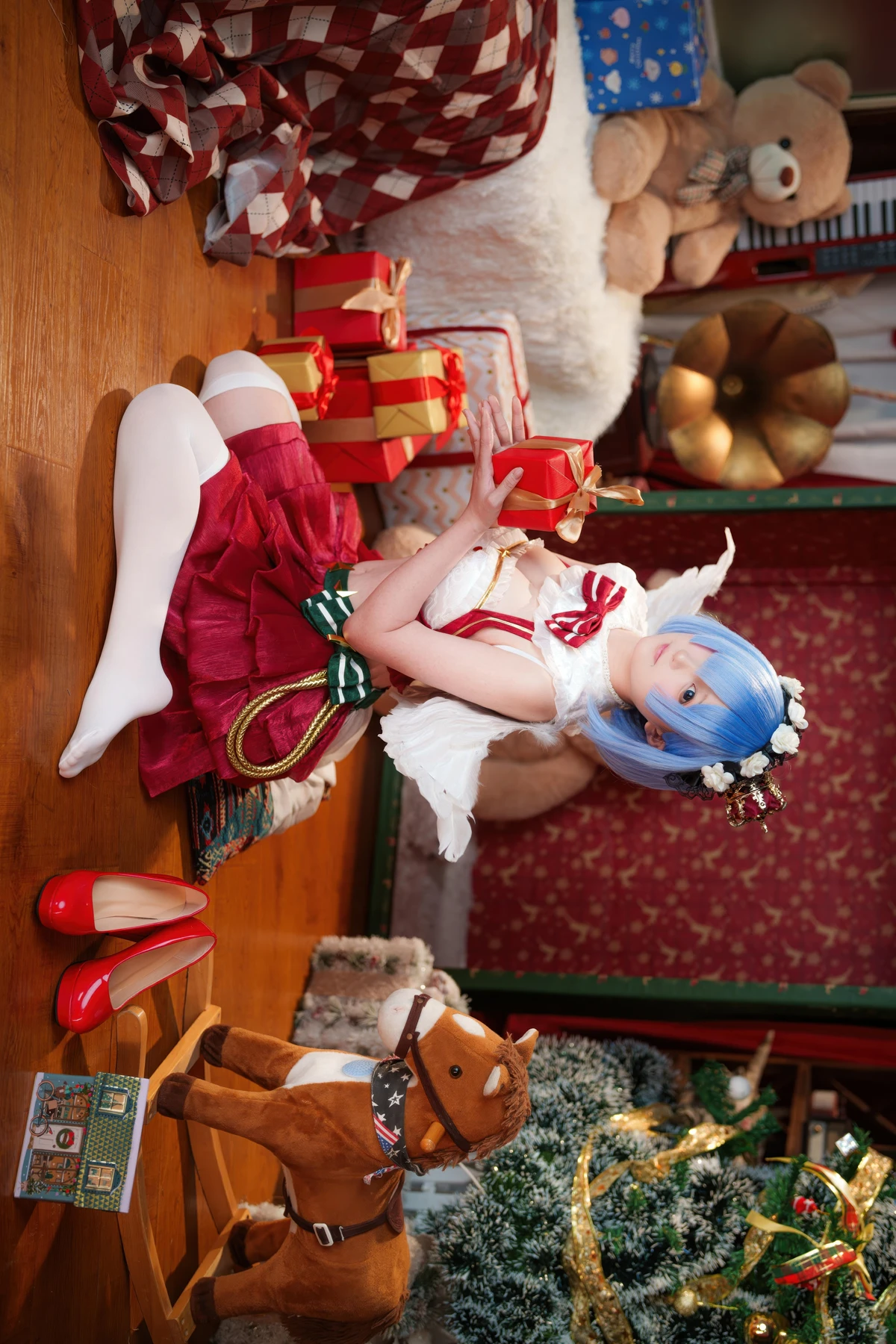 Cosplay Seele麦麦 – 蕾姆 圣诞物语