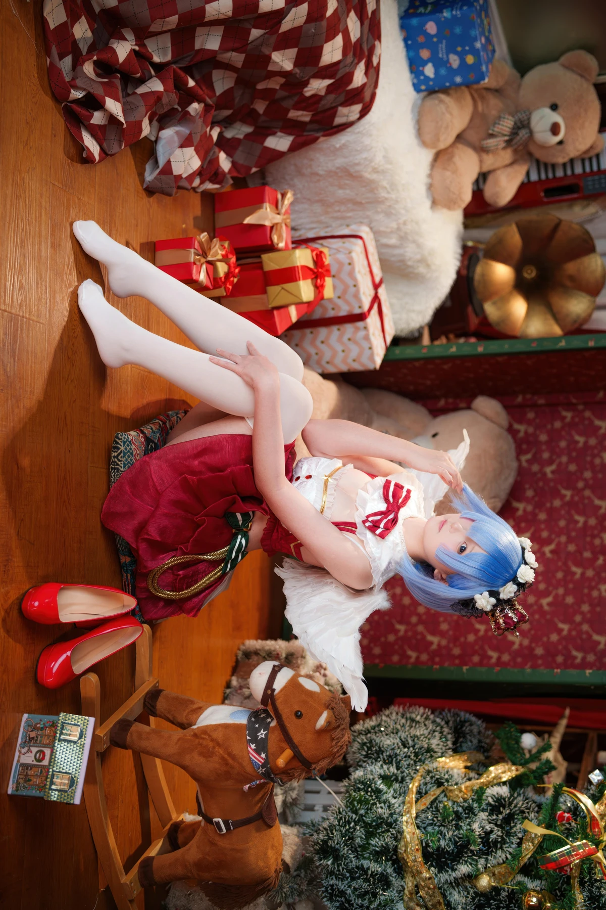 Cosplay Seele麦麦 – 蕾姆 圣诞物语