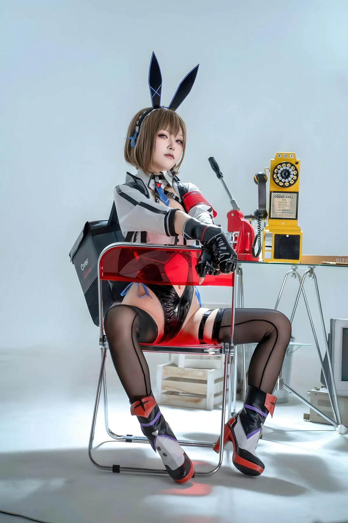 Cosplay 矢量鱼 – 外卖兔女郎 小葵