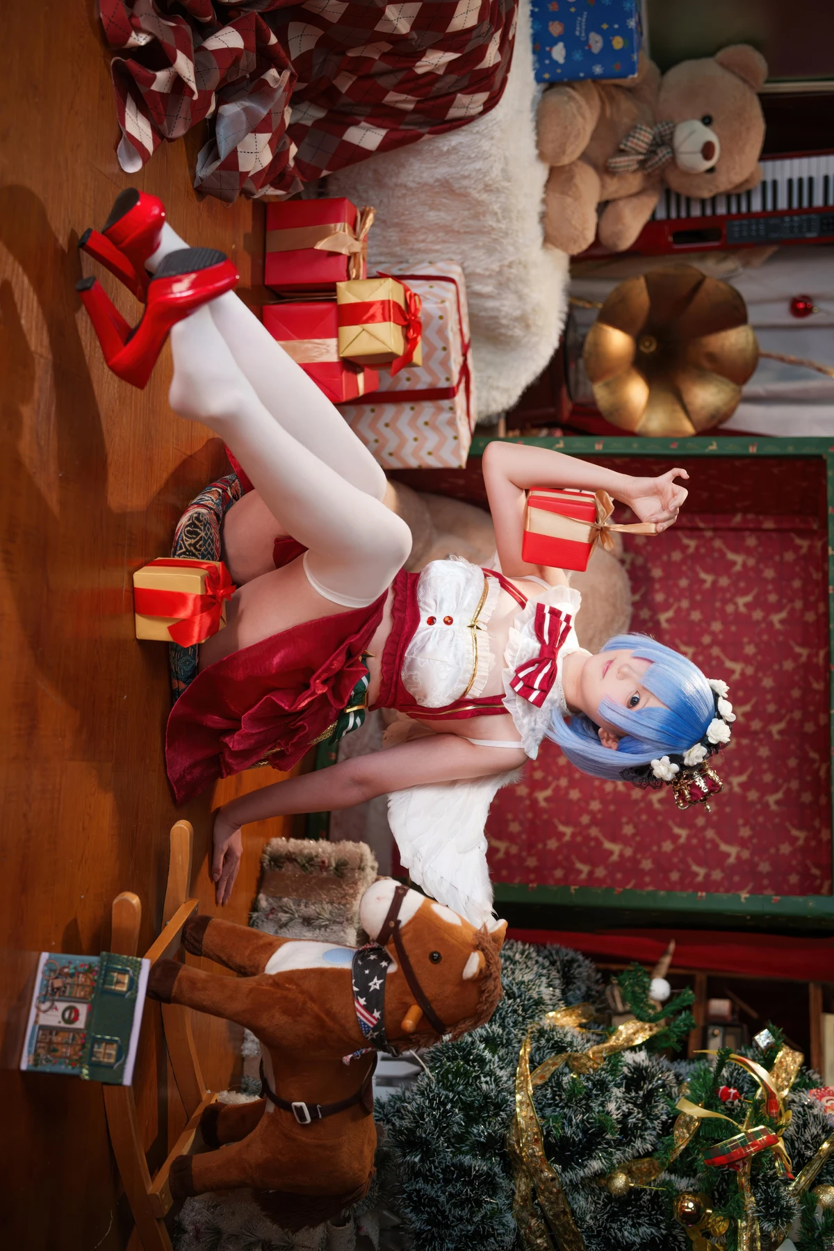 Cosplay Seele麦麦 – 蕾姆 圣诞物语