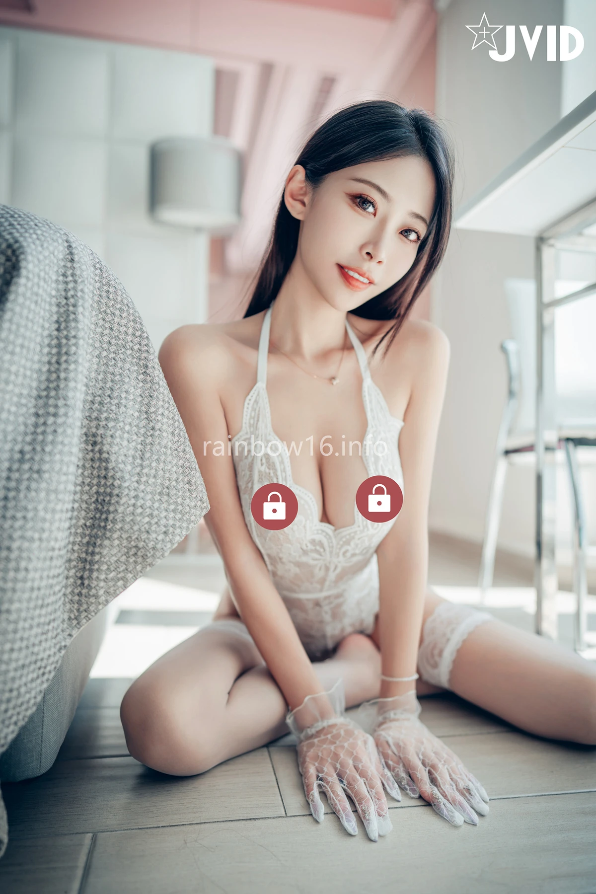 JVID WenHsin 玟妡 – 勻稱美腿《玟妡》看見她就起秋的假日午後