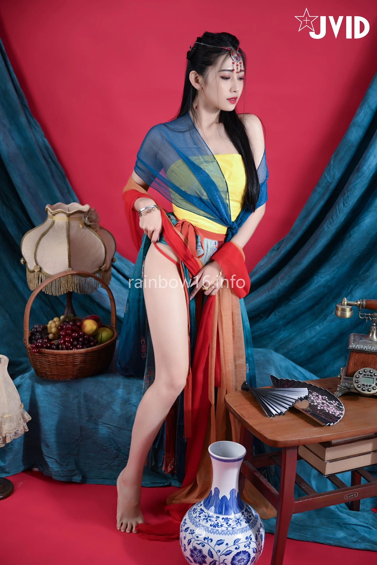 JVID 夏暮光 – 校花暮光敦煌風格造型服飾首度嘗試,飛越天際穿梭時空與你來場空前未有的愛戀滋味～ Set.01