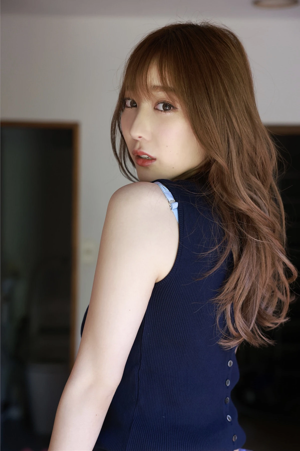 Conan Koyoi 小宵こなん, FLASHデジタル写真集R 「とろふわH乳ヌード」 Set.01