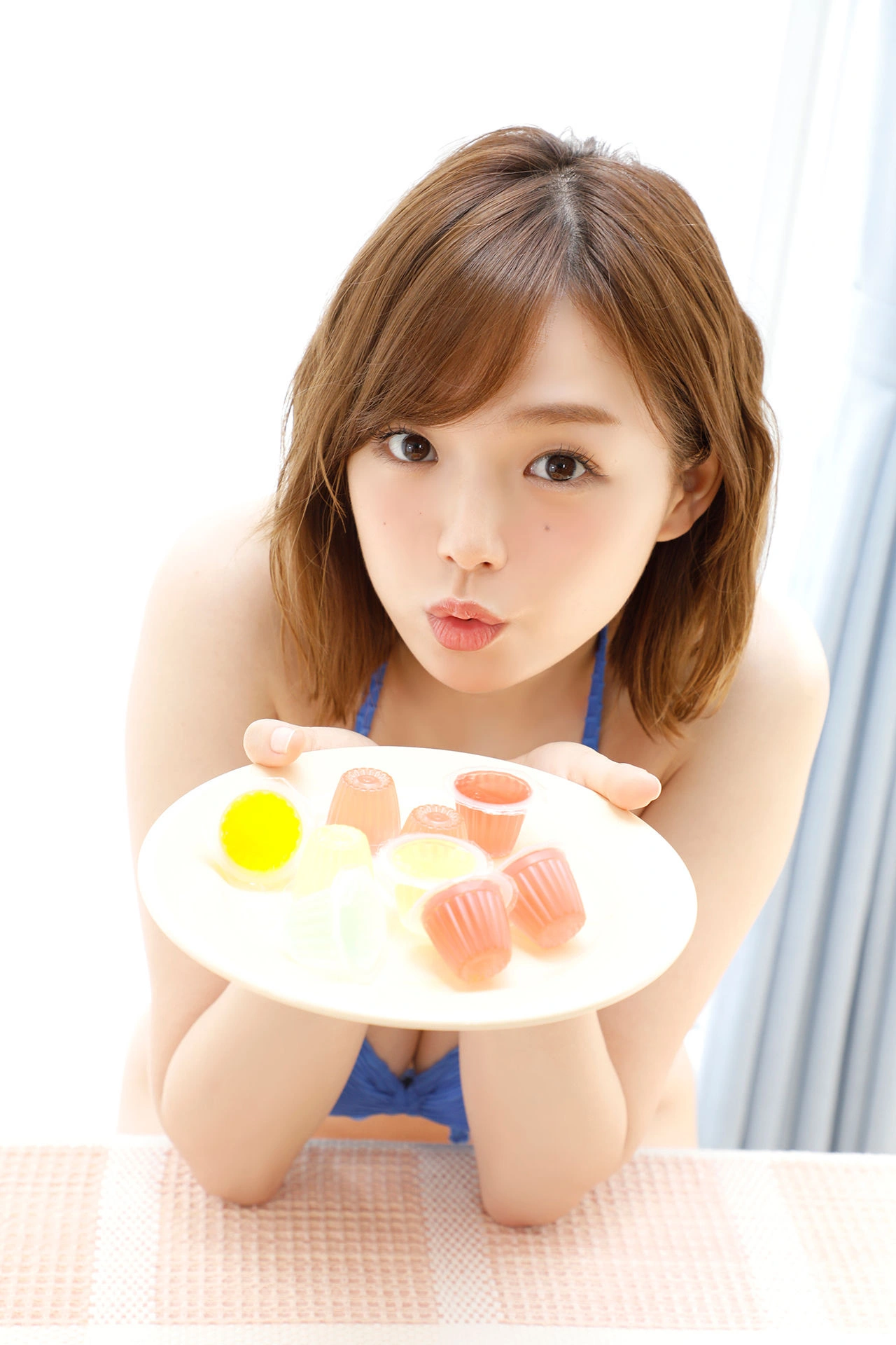 Ai Shinozaki 篠崎愛, 写真集 「愛 My Me 必撮!まるごと☆」 Set.02